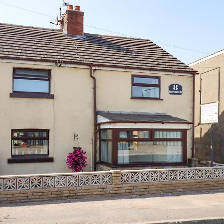 Villa 8 Heatons Bridge Road Ormskirk Exterior foto